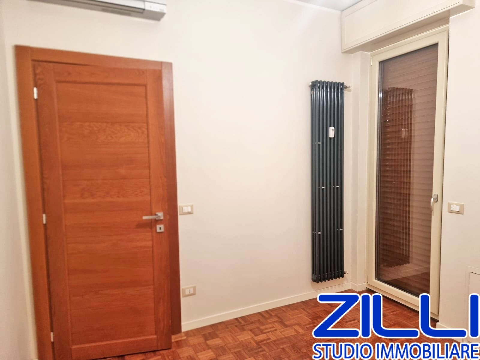 Z148_002 Borgo Romagnosi